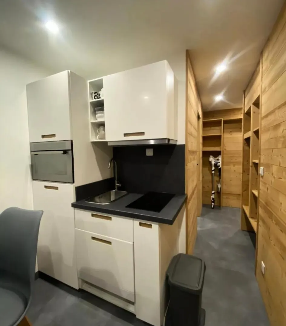 Residence Vanoise - Val Thorens Location: Studio Pour 3 En Plein Centre De La Station Mae-9107